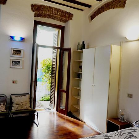 Studio Apartment Vicolo Lavandai Milan Exterior photo