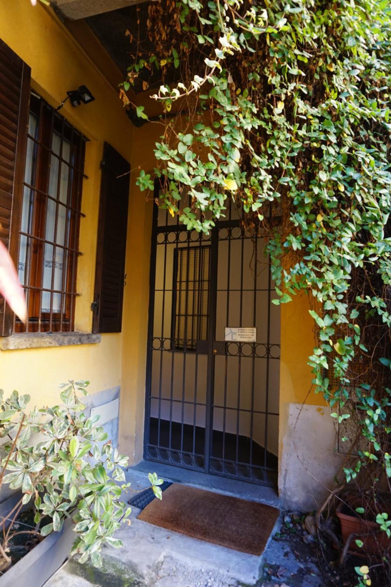 Studio Apartment Vicolo Lavandai Milan Exterior photo