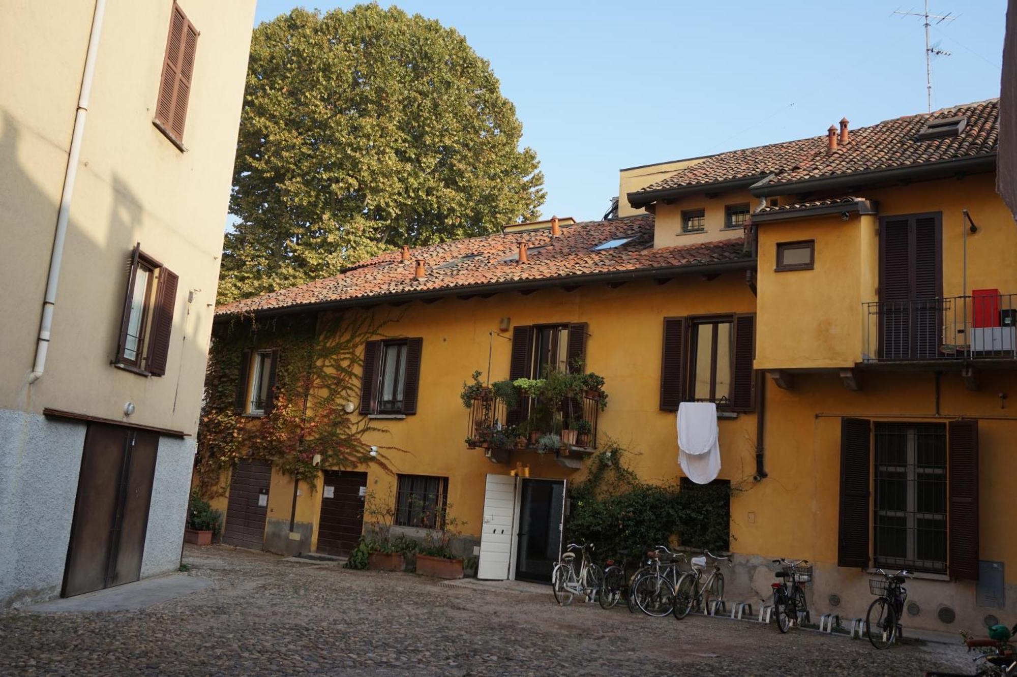 Studio Apartment Vicolo Lavandai Milan Exterior photo