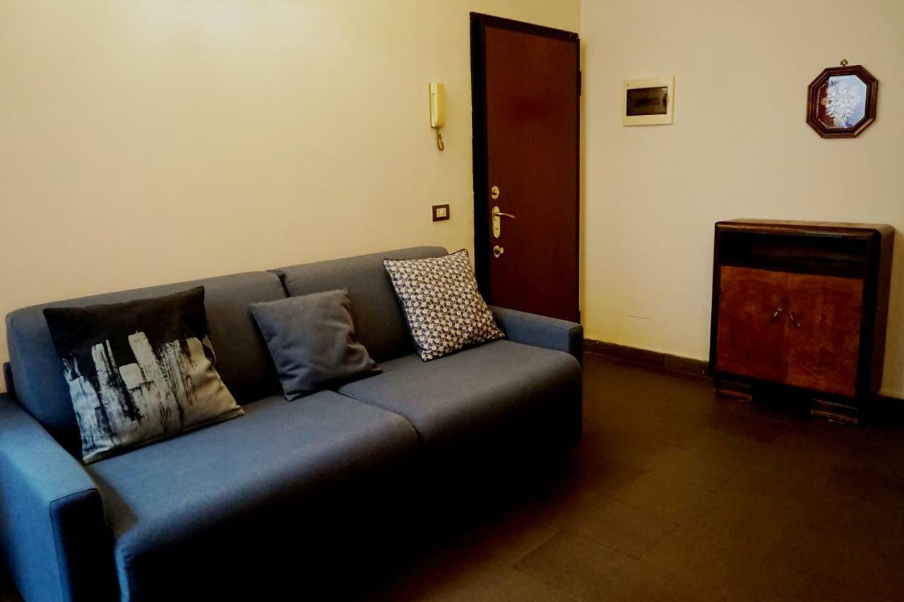 Studio Apartment Vicolo Lavandai Milan Exterior photo