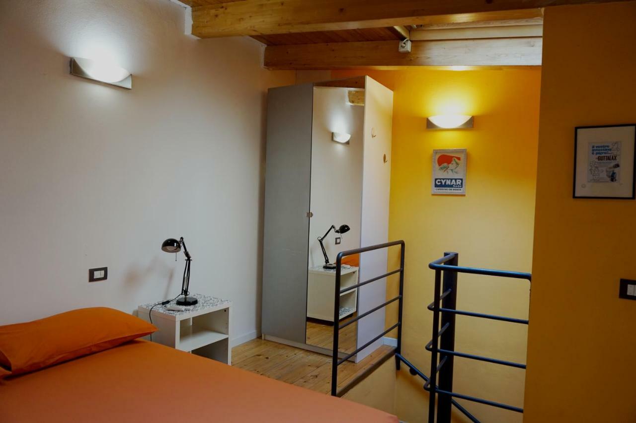 Studio Apartment Vicolo Lavandai Milan Exterior photo