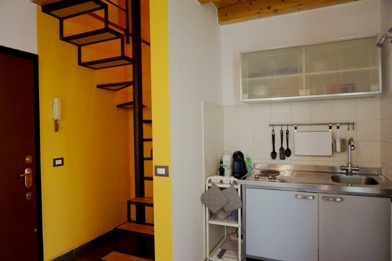 Studio Apartment Vicolo Lavandai Milan Exterior photo