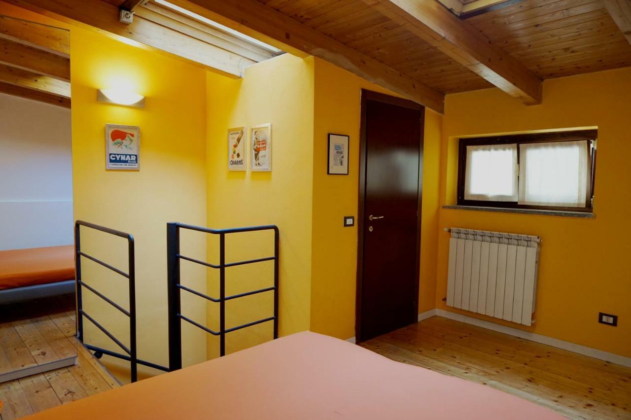 Studio Apartment Vicolo Lavandai Milan Exterior photo