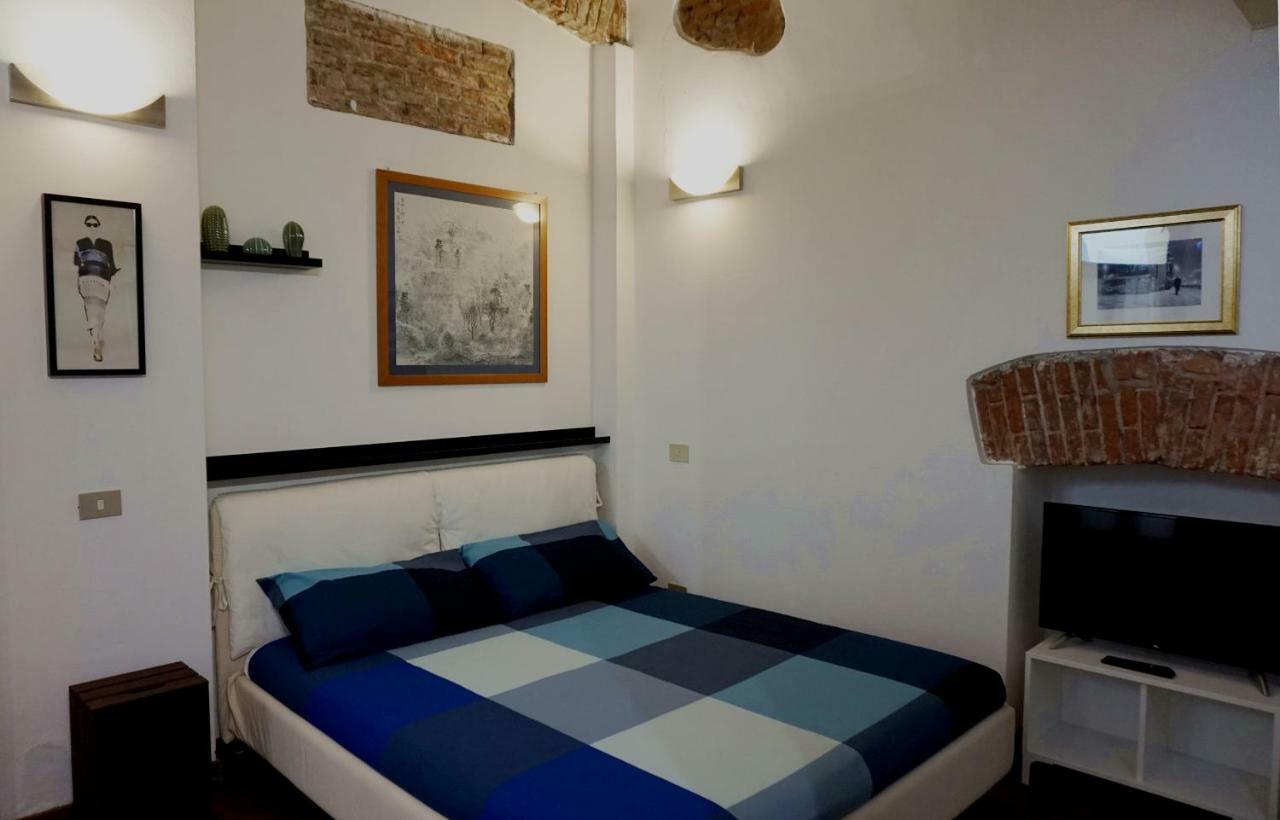 Studio Apartment Vicolo Lavandai Milan Exterior photo